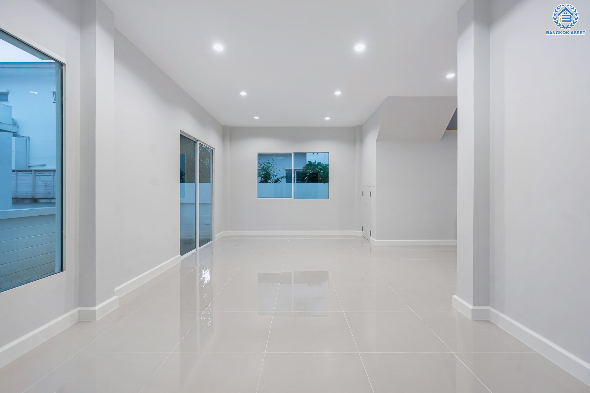 บ้านแฝดมือสองนนทบุรี ม.เดอะคลัสเตอร์วิลล์4 ราชพฤกษ์-สิรินธร เนื้อที่ 40.5 ตร.ว. ฟังก์ชันระดับบ้านเดี่ยว 3 ห้องนอน 3 ห้องน้ำ จอดรถได้ 2 คัน พร้อมพื้นที่ใช้สอย 150 ตร.ม. Facilitie ครบครัน การเดินทางสะดวก ใกล้วงเวียนพระรามห้า, The Walk และจุดขึ้นทางด่วน "ศรีรัช"...